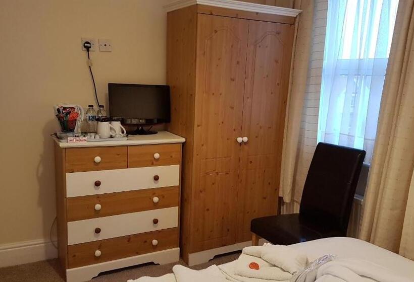 تختخواب و صبحانه Agar House