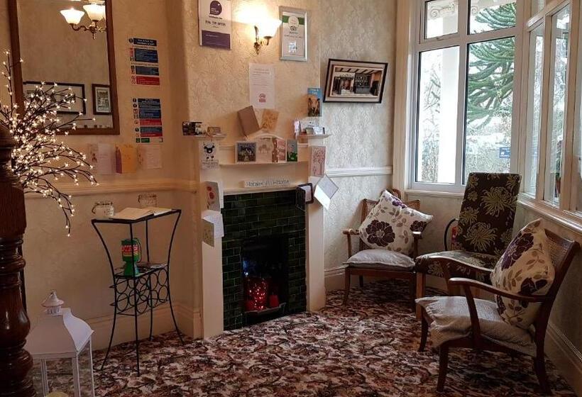 تختخواب و صبحانه Agar House