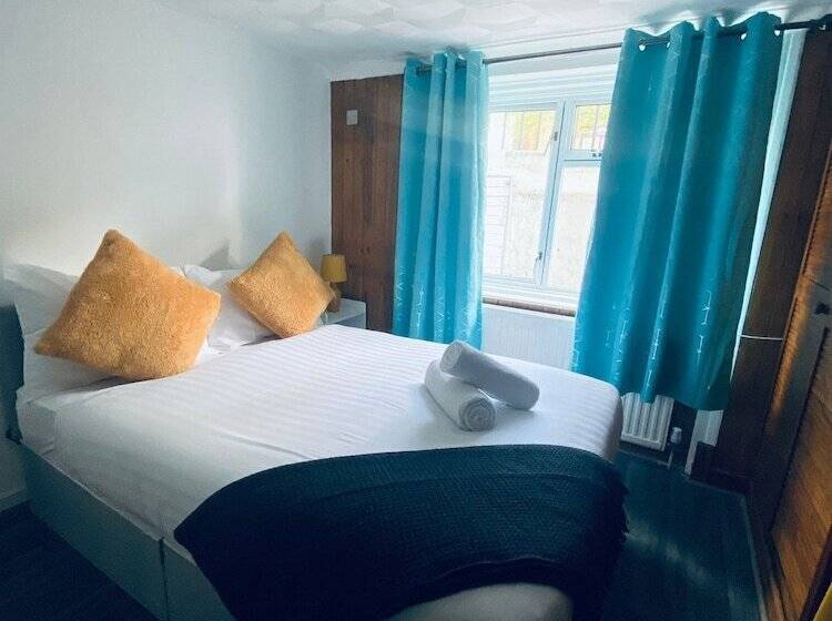 مبيت وإفطار Avalon