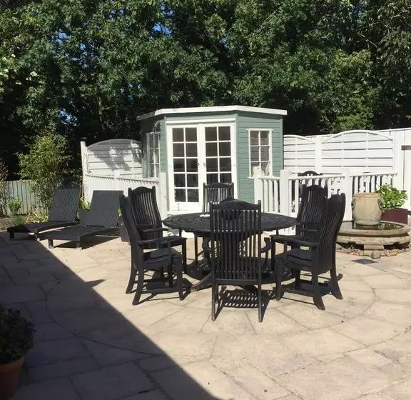 Buttercup House B&b