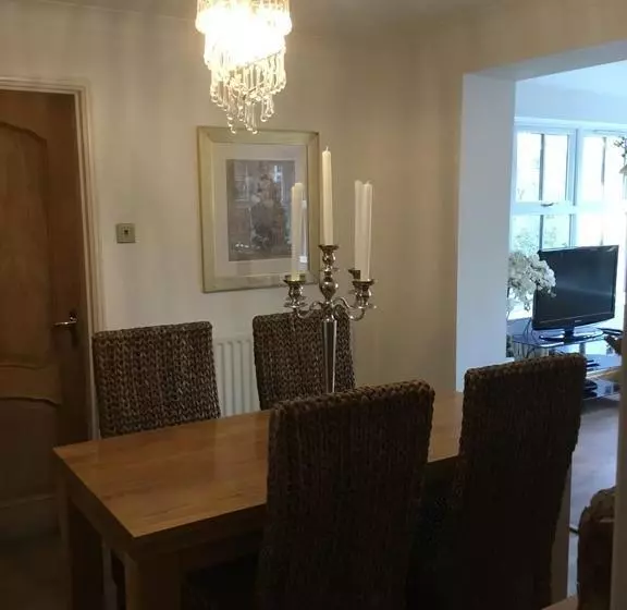 Buttercup House B&b
