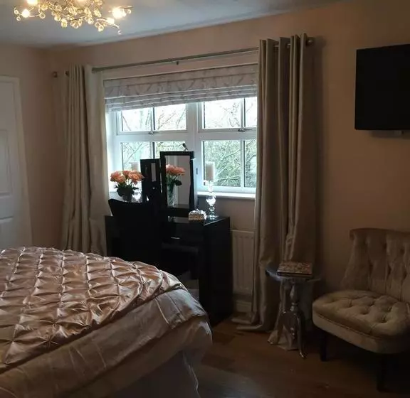 Buttercup House B&b