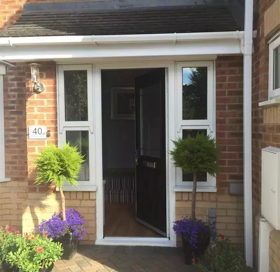 Buttercup House B&b