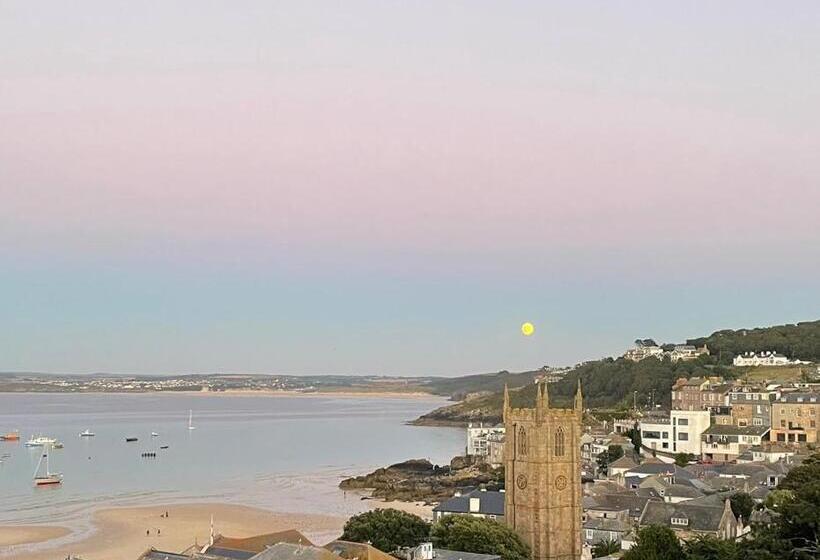 Bed and Breakfast Palma Guest House