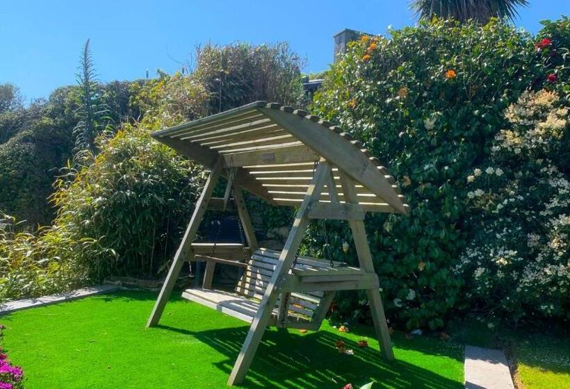 ベッドアンドブレックファースト Portmellon Cove Guest House