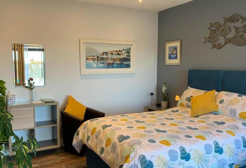 ベッドアンドブレックファースト Portmellon Cove Guest House