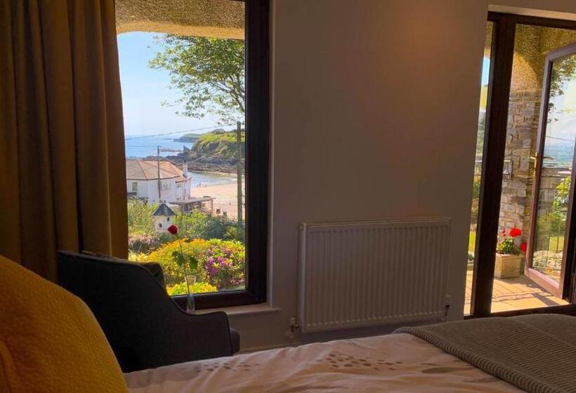 ベッドアンドブレックファースト Portmellon Cove Guest House