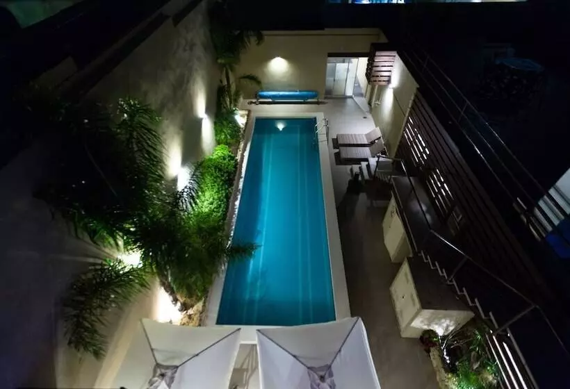 Gran Hotel Flores