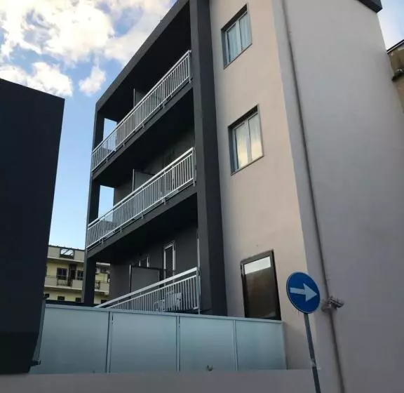 ホテル Albergo Del Pino