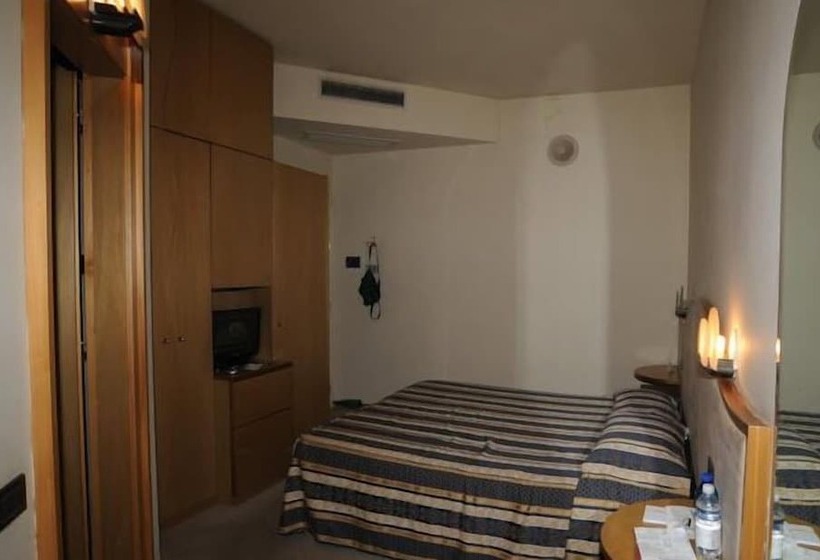 호텔 Albergo Milano