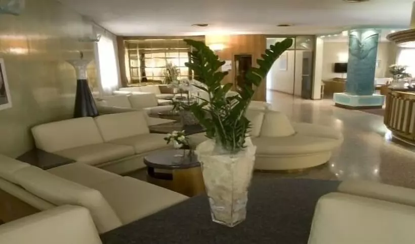 ホテル Albergo Milano
