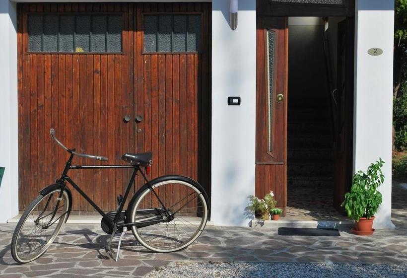 هتل Casa D Oro Rooms