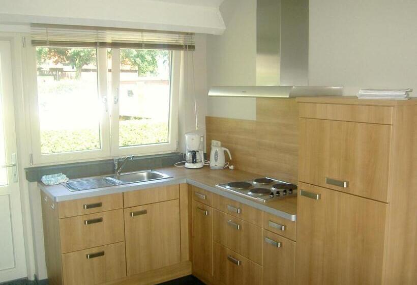 בית מלון כפרי B&b Roodbeekerhof