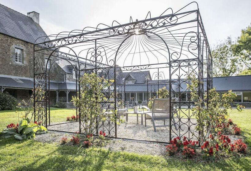 هتل Hôtel De L Abbaye Le Tronchet   Handwritten Collection