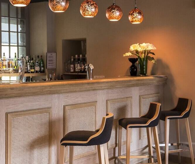 هتل Hôtel De L Abbaye Le Tronchet   Handwritten Collection