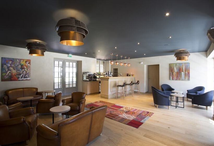 هتل Hôtel De L Abbaye Le Tronchet   Handwritten Collection