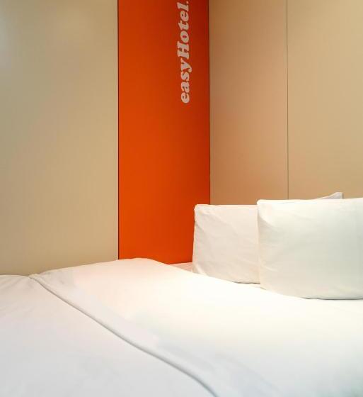 Easyhotel Edinburgh