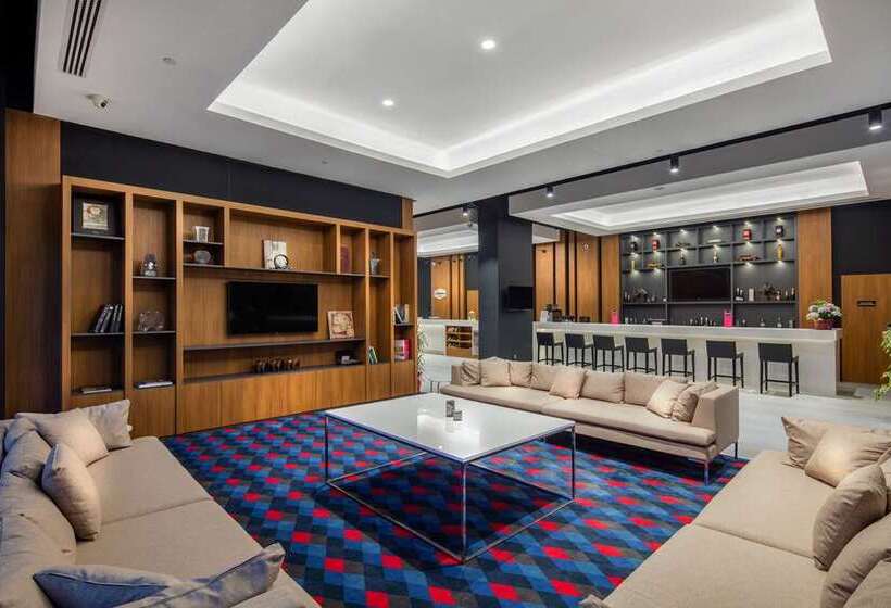 Hotel Hampton By Hilton Izmir Aliaga