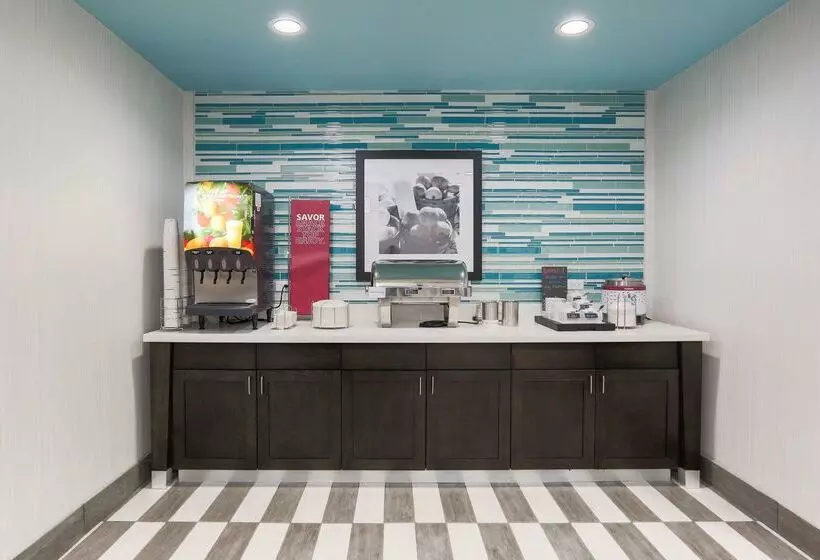 Hotelli Hampton Inn El Reno