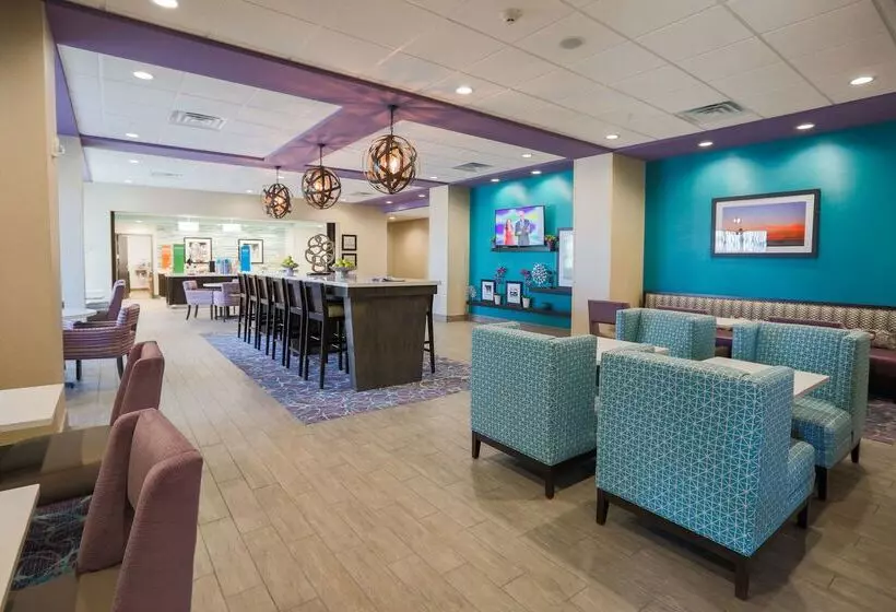 Hotelli Hampton Inn El Reno