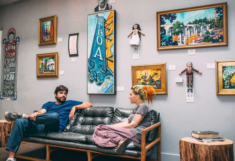 Otel Hi San Diego Downtown Hostel