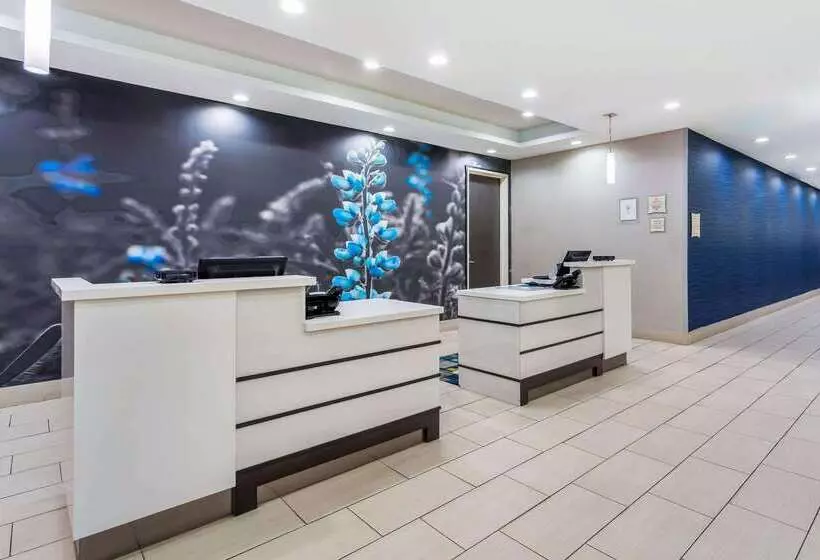 ホテル La Quinta By Wyndham Odessa North Sienna Tower