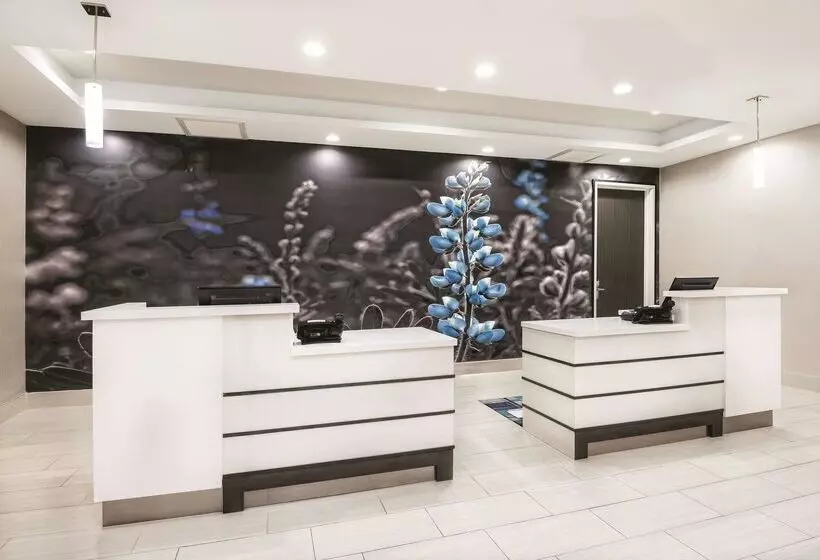 ホテル La Quinta By Wyndham Odessa North Sienna Tower