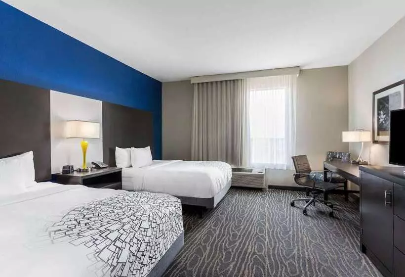 ホテル La Quinta By Wyndham Odessa North Sienna Tower