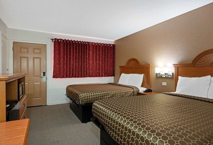 فندق Rodeway Inn Terre Haute