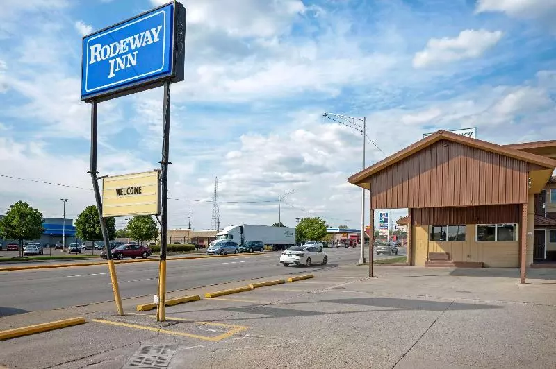 ホテル Rodeway Inn Terre Haute