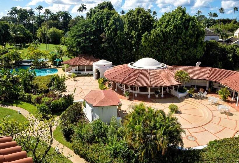 هتل Royal Glitter Bay Villas