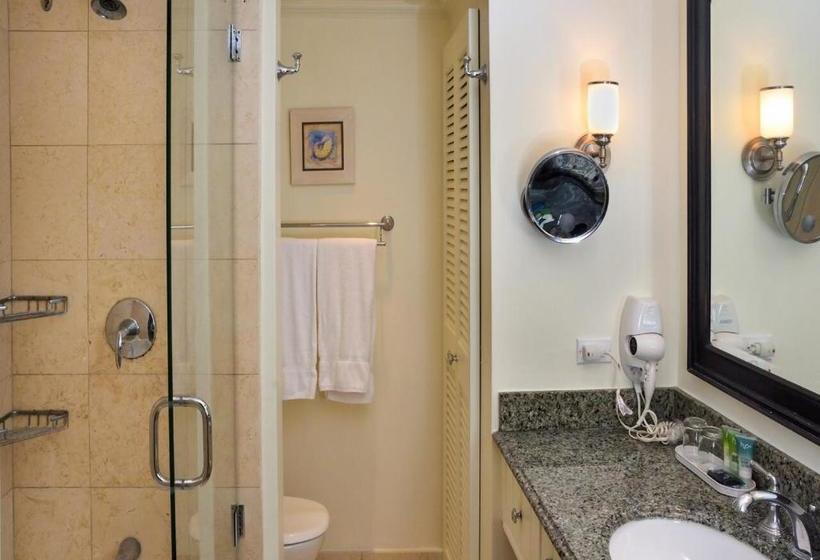 هتل Royal Glitter Bay Villas