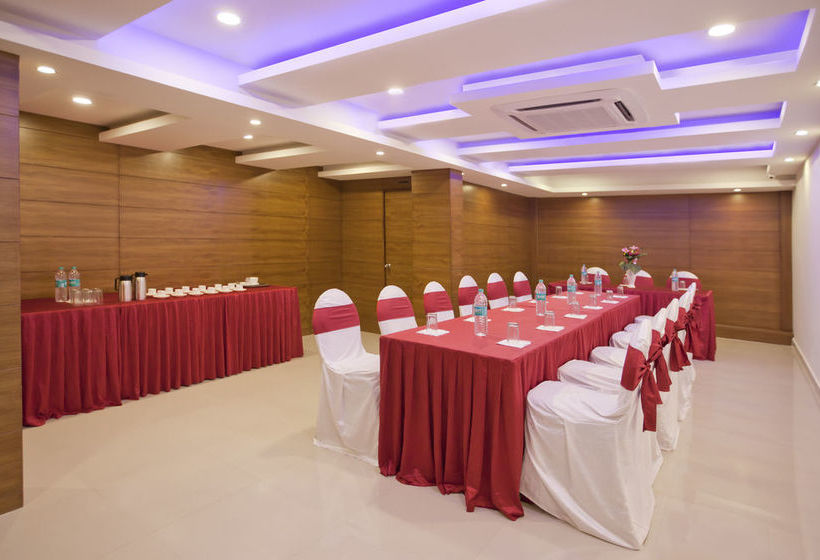 酒店 Shoba Residency