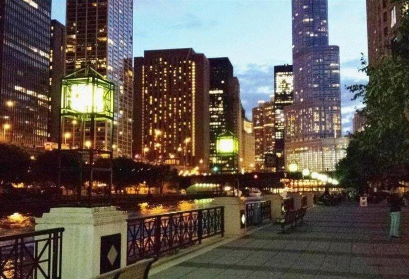 The Chicago Hotel Collection Millennium Park