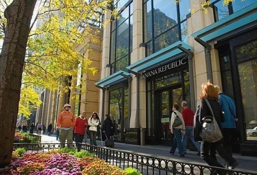 The Chicago Hotel Collection Millennium Park