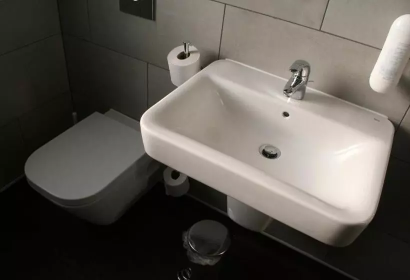 The Yarborough Hotel Wetherspoon