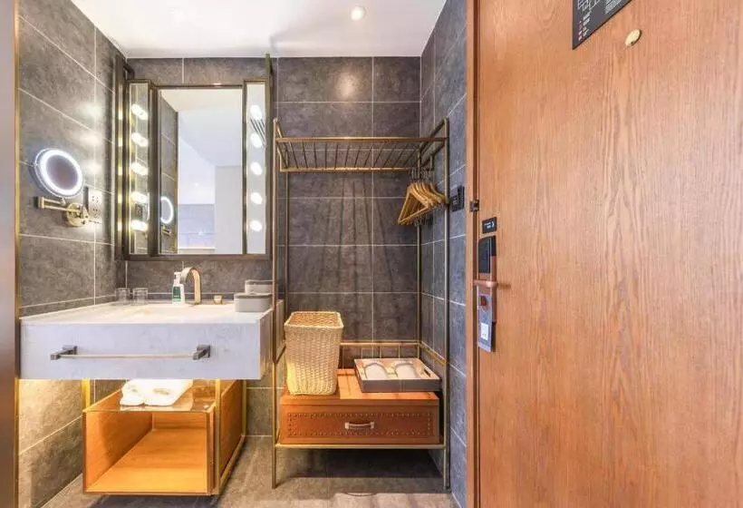 Atour X Hotel Beijing Daxing Airport Wildlife Park