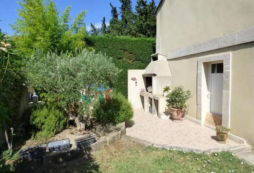 Aamiaismajoitus (B&B) Chambre D Hôtes Entre Provence Et Camargue