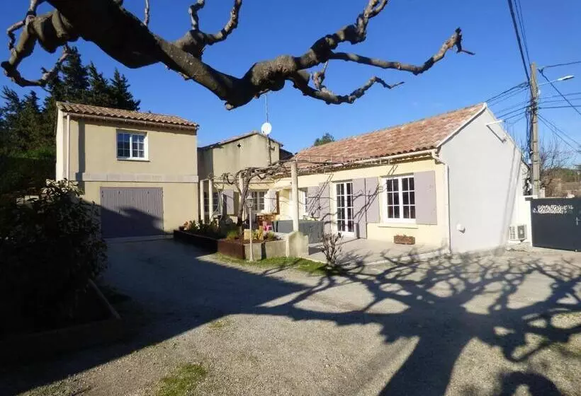 Aamiaismajoitus (B&B) Chambre D Hôtes Entre Provence Et Camargue