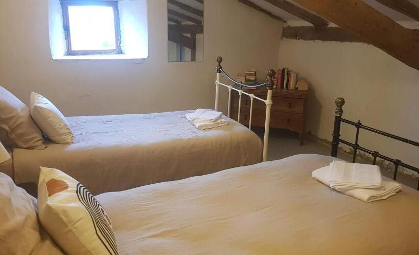 Bed and Breakfast Les Lits Des Fées