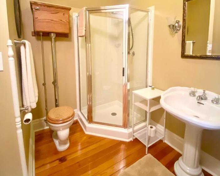 تختخواب و صبحانه Macfie House