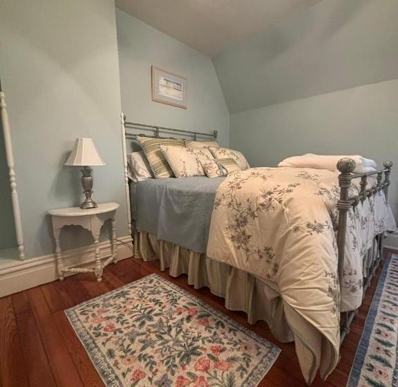 تختخواب و صبحانه Macfie House