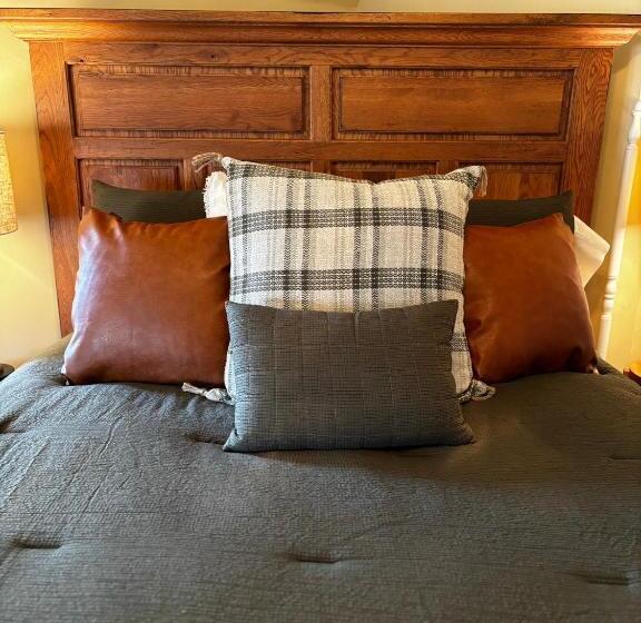 تختخواب و صبحانه Macfie House