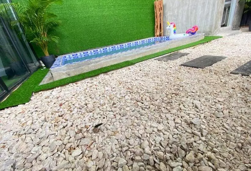 カプセルホテル It Swiss Garden