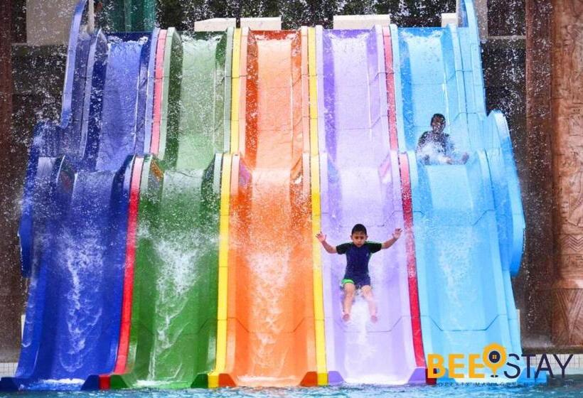 هتل Melaka Family Holiday Homestay Resort Suite Waterpark Pool Free Tickets Malacca Bukit Katil