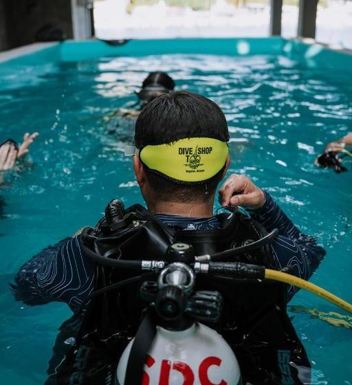 Отель Sealion Dive Center