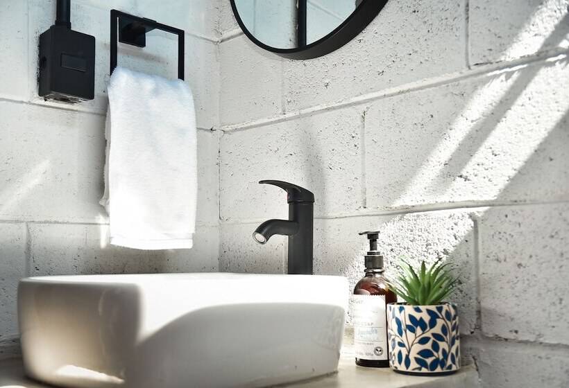 Отель Sealion Dive Center