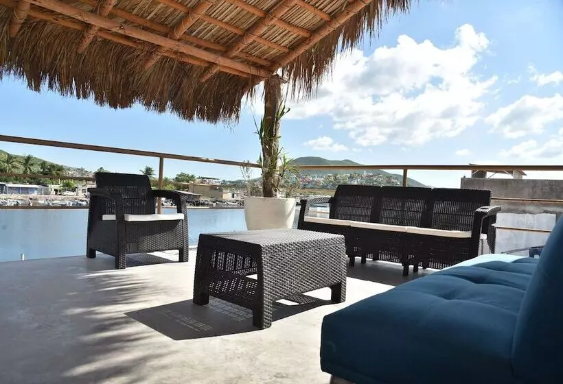 ホテル Sealion Dive Center