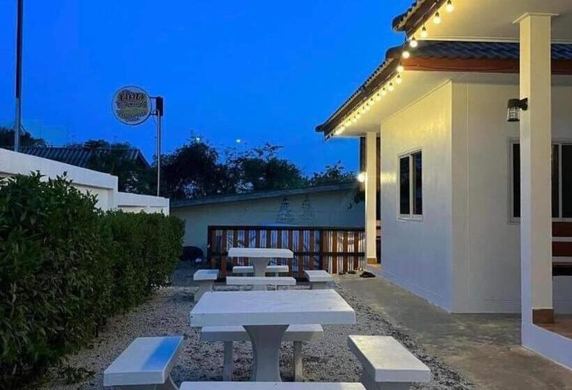 Irada Resort Smaesarn ไอรดา รีสอร์ท แสมสาร