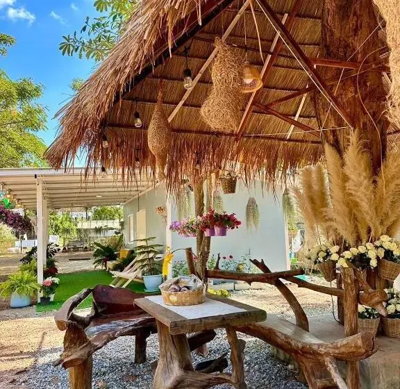 Peang Tara Cafe & Resort